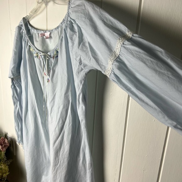 Vintage Victoria’s Secret Embroidered Boho Y2K top / cover up - Picture 2 of 9